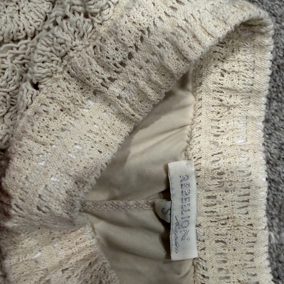 Crochet Mini Shorts in Cream - Picture 2 of 3